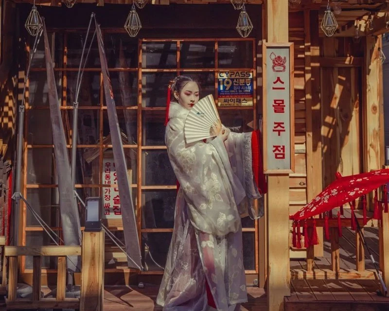 Do You Want Wear Hanfu Travel Around the World?
