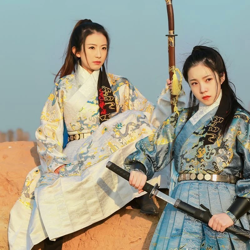 You Need a Flying Fish Robe to Become a Knight-errant