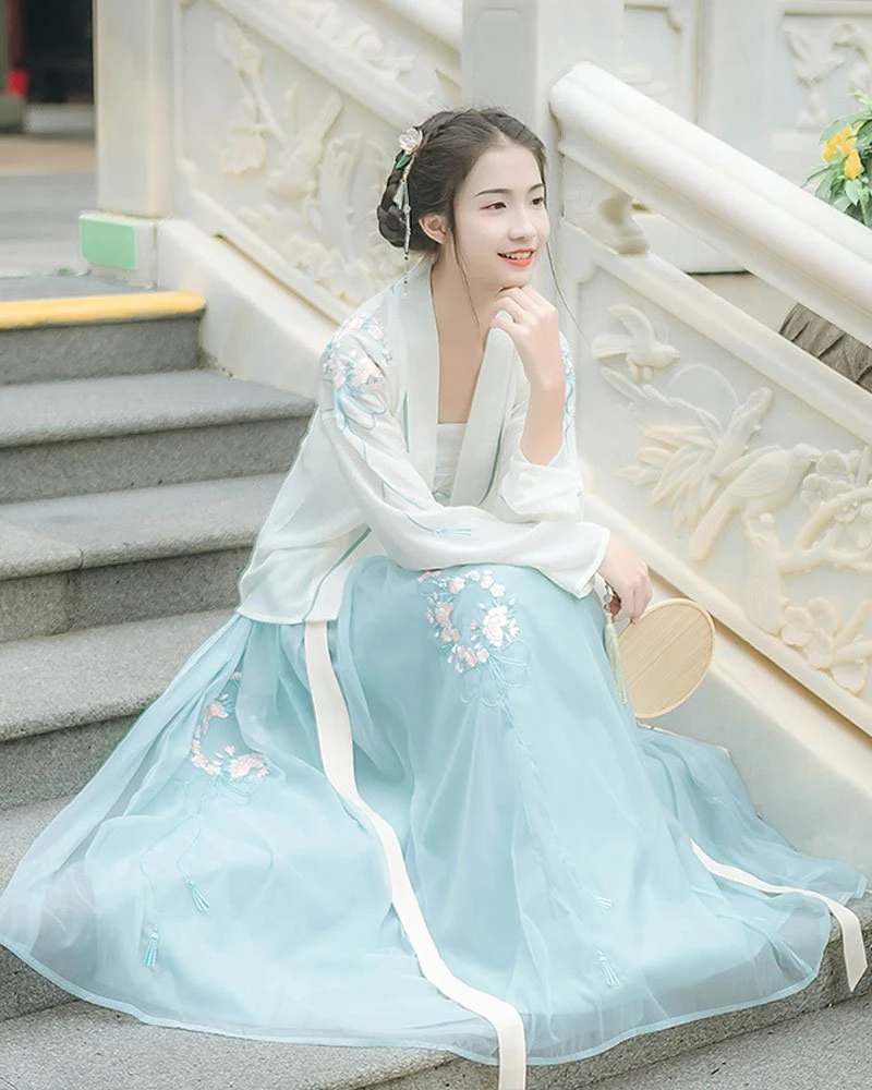Autumn is Coming? Hanfu for Early Autumn is Ready!