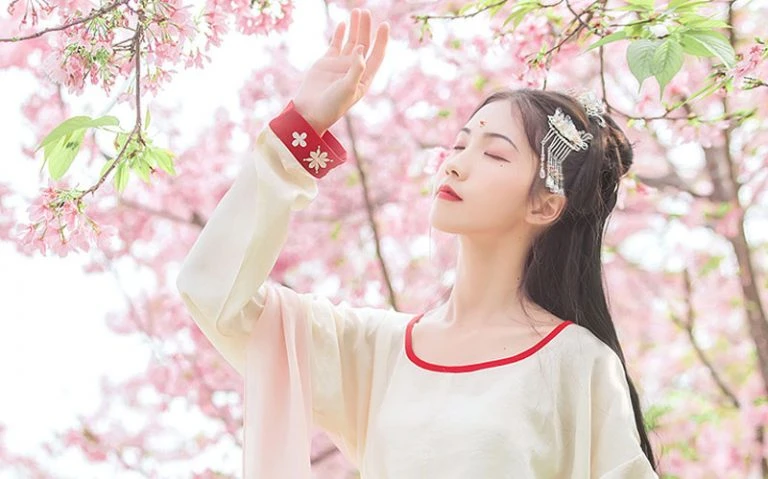 Amazed! Hanfu T-shirts were available in the Tang Dynasty?