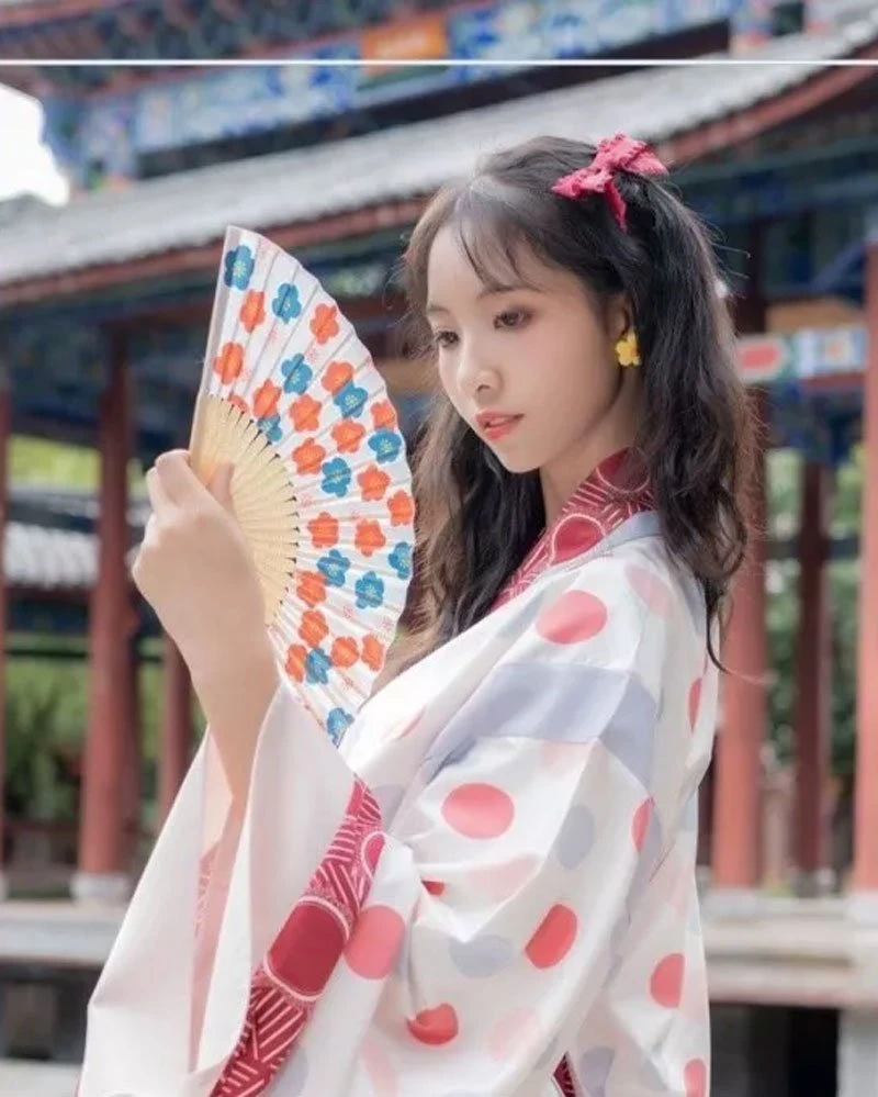3 Tips of Wei Jin Hanfu, New Style of Street Fashion