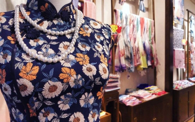History of the Qipao & Cheongsam Fashion