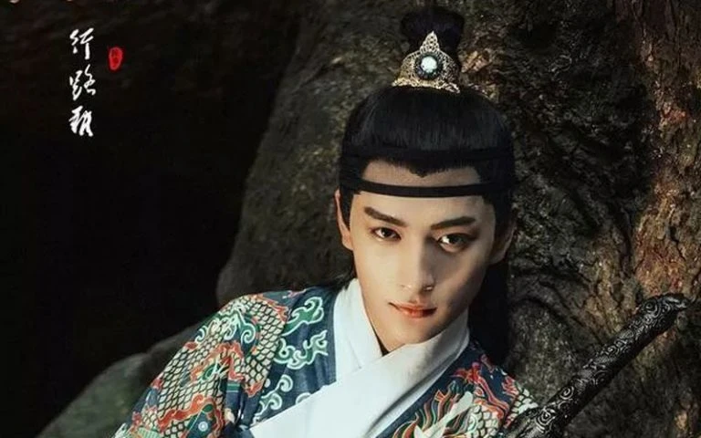 Top 10 Most Handsome Men In Hanfu