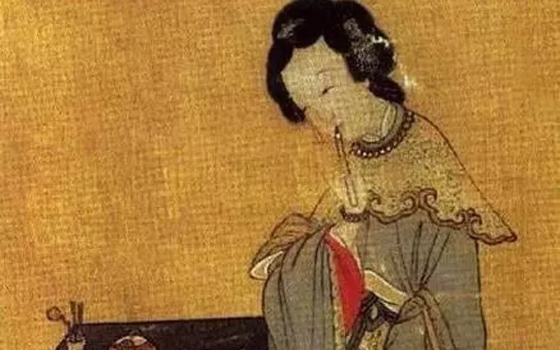 Classic Chinese Hanfu: Shoulder Accessories - Yunjian