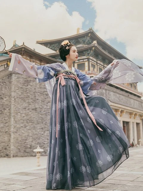 Will Chinese Hanfu Be Popular In The World?