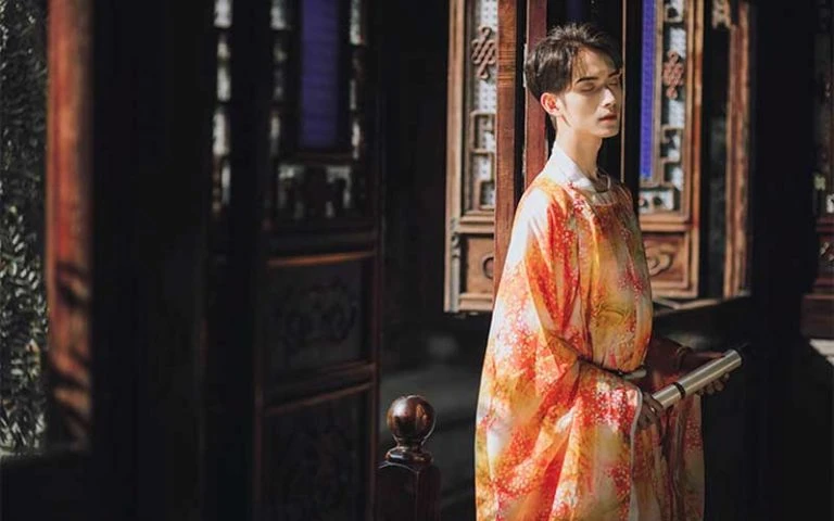male traditional chinese clothing round collar robe