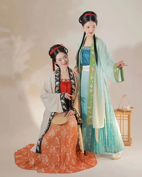 How to Choose Hanfu in Spring
