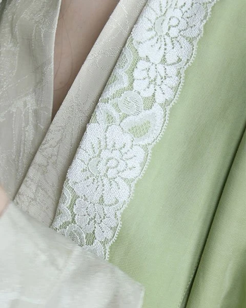 How to Choose Hanfu in Spring