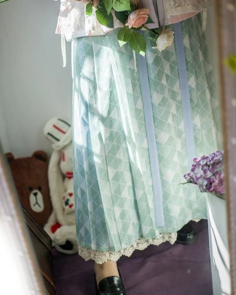 How to Choose Hanfu in Spring