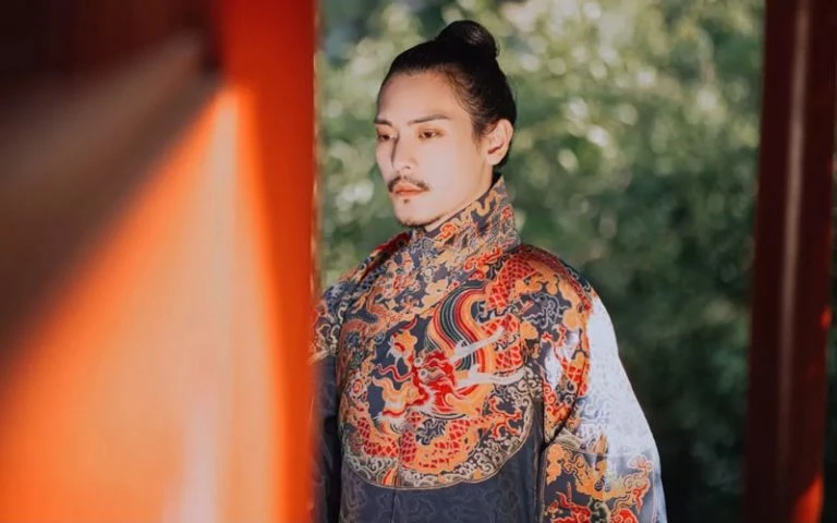 Feiyu Robe - Cool Chinese Boy Clothes