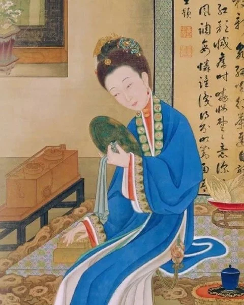 Why is wearing jade pendant popular in ancient times?
