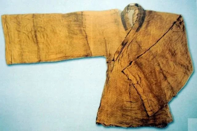 3 Types of Traditional Chinese Top