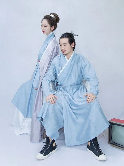 How do Men to Pick the Right Chinese Tunic Style?