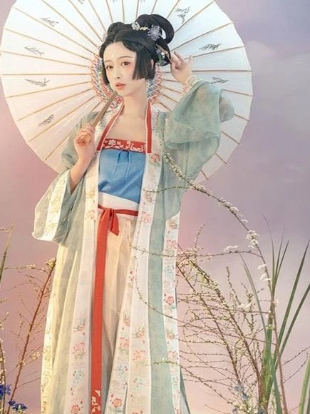 Which Attractive Girl's Chinese Tunic is Worth Buying?