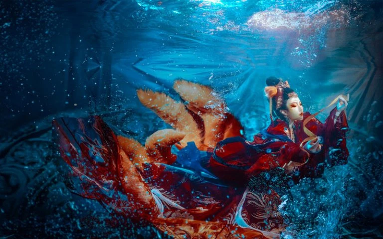 Fancy Hanfu Photography Underwater