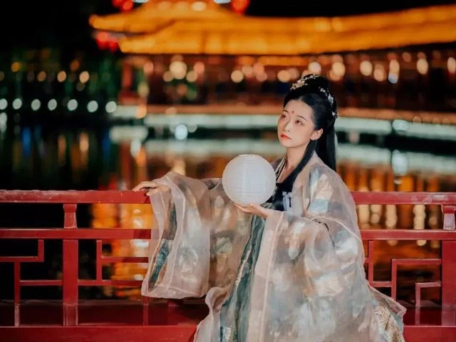 Chinese Hanfu Industry - Changing & Get Better