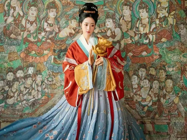 Chinese Hanfu Industry - Changing & Get Better
