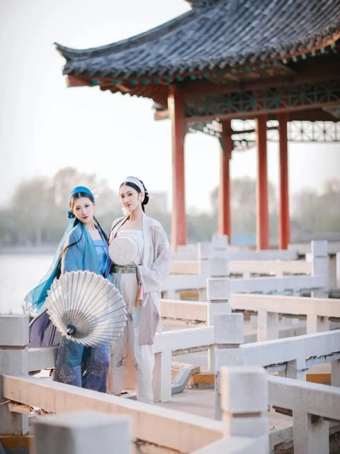 The Legend of the White Snake - Traditional Hanfu Photography