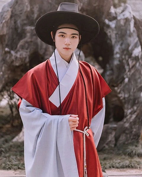 The Most Complete Guide to Washing Hanfu in Summer