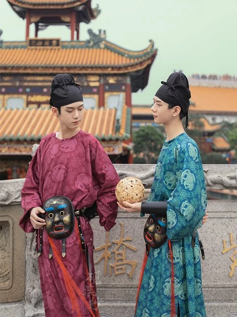 3 Tips for Men to Picking Right Hanfu Style