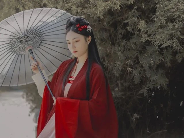 Hanfu Guide | About the Handling of New Chinese Costumes