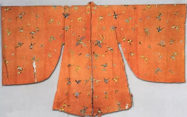 Hanfu Sewing Pattern (1) - Pifeng Cutting Diagram & Making