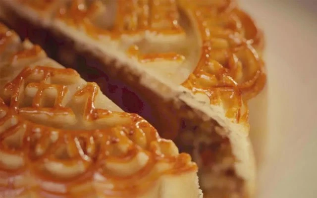 How to Celebrate the Mid-Autumn Festival?