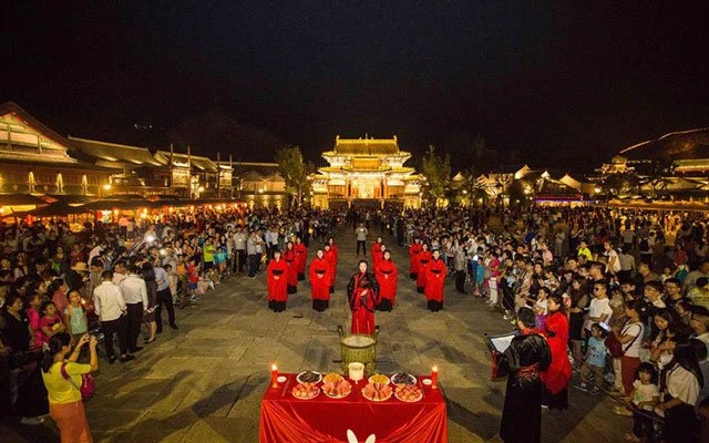 How to Celebrate the Mid-Autumn Festival?