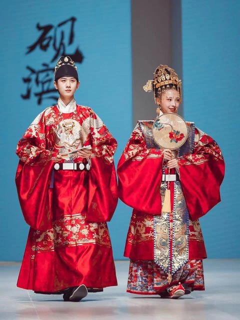 12 Latest Fashion Chinese Clothing Hanfu Styles in Runway