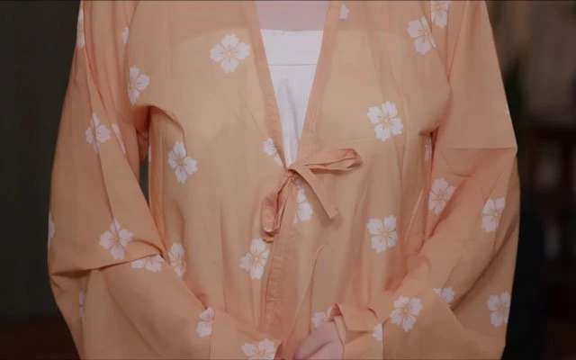 How to Wear Hanfu (2) - Tang Dynasty Qixiong Ruqun