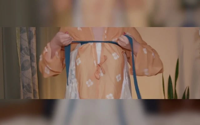 How to Wear Hanfu (2) - Tang Dynasty Qixiong Ruqun