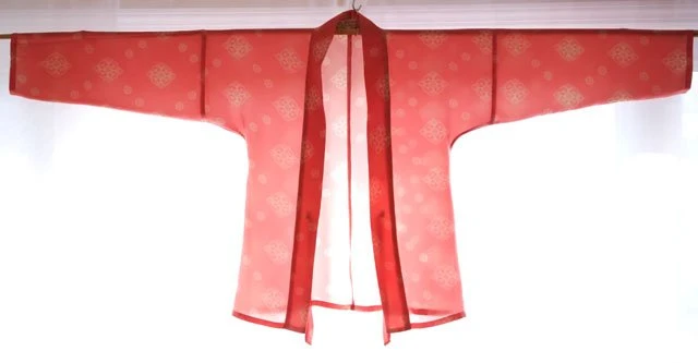 How to Wear Hanfu (2) – Tang Dynasty Qiyao Ruqun