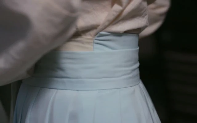 How to Wear Hanfu (7): Ming Dynasty Jiaoling Aoqun