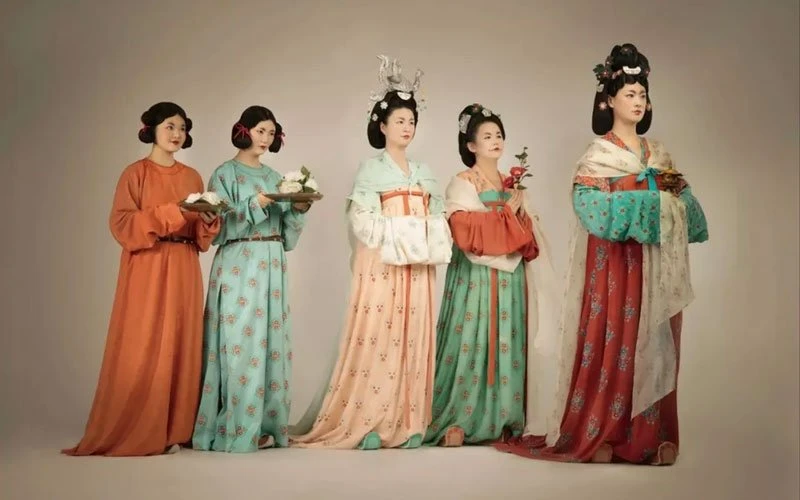 Types and Wear Styles of Tang Dynasty Women's Clothing