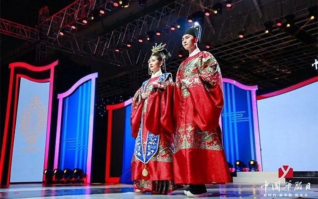 Live photos of Chinese National Costume Day on December 5