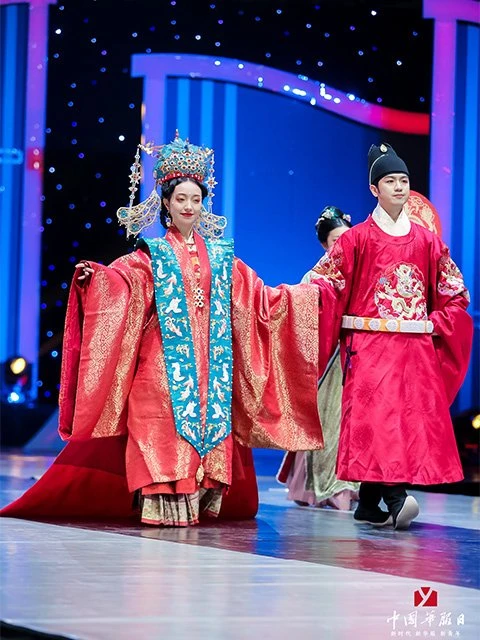 Live photos of Chinese National Costume Day on December 5