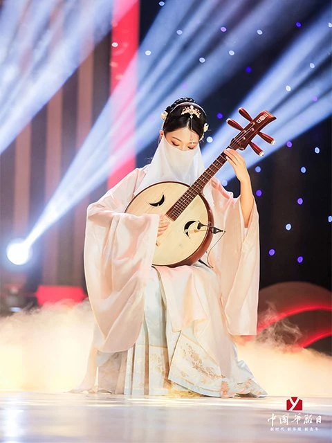 Live photos of Chinese National Costume Day on December 5