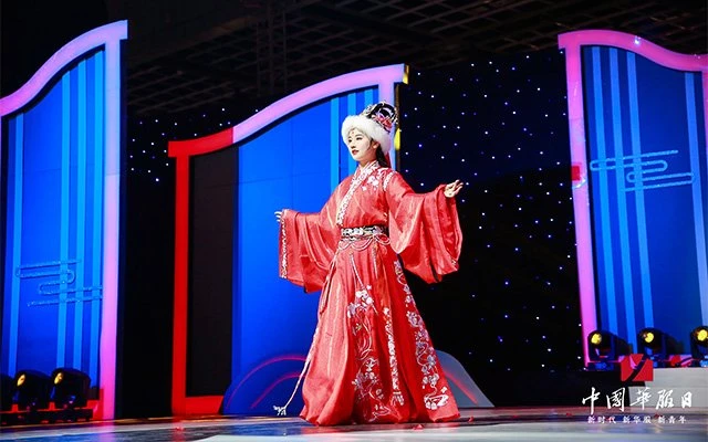 Live photos of Chinese National Costume Day on December 5