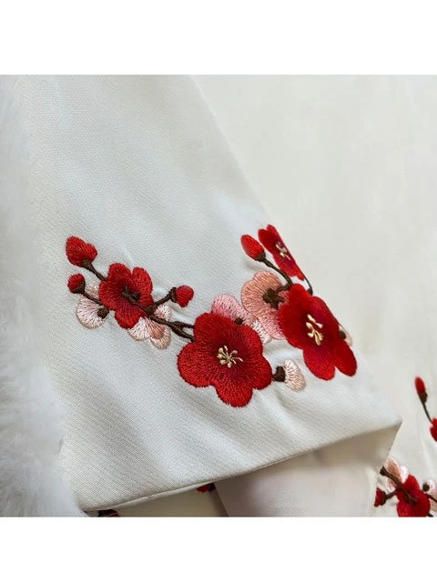 10 Traditional Chinese Colors & 4 Patterns Applied to Hanfu