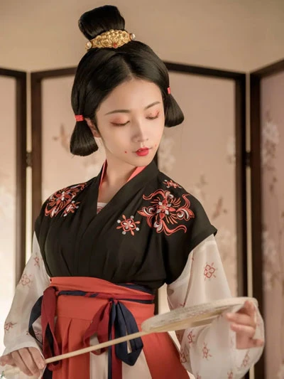 5 Kind of Beauty Traditional Chinese Clothing for Female
