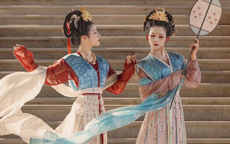 4 Stunning Tang Style Hanfu for Women That Look Pretty