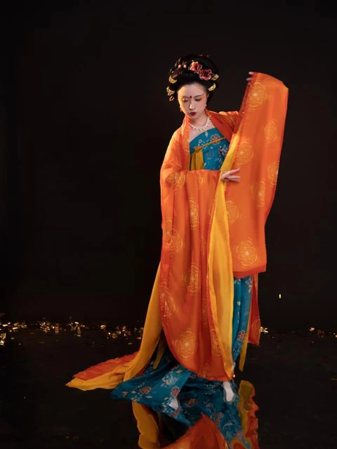 4 Stunning Tang Style Hanfu for Women That Look Pretty