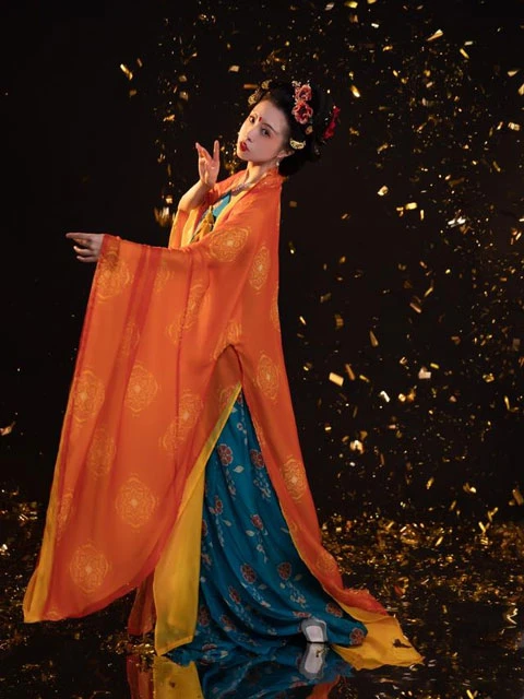 4 Stunning Tang Style Hanfu for Women That Look Pretty