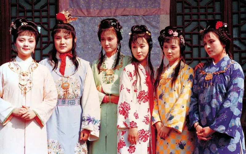 The Hanfu Aesthetics in the Dream of the Red Chamber (1987)
