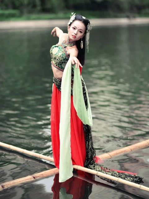 Yang Liu: Achieving Dance Dreams with Bamboo