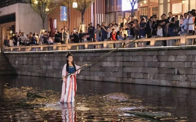 Yang Liu: Achieving Dance Dreams with Bamboo