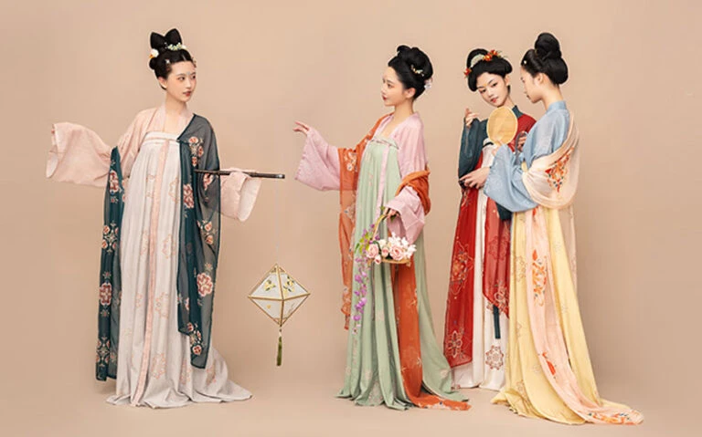 History of Chinese Dress: Kaleidoscope of Tang Costume