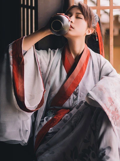 Essential Tips on How to Choose Hanfu for Newcomers