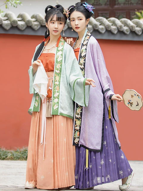 Essential Tips on How to Choose Hanfu for Newcomers