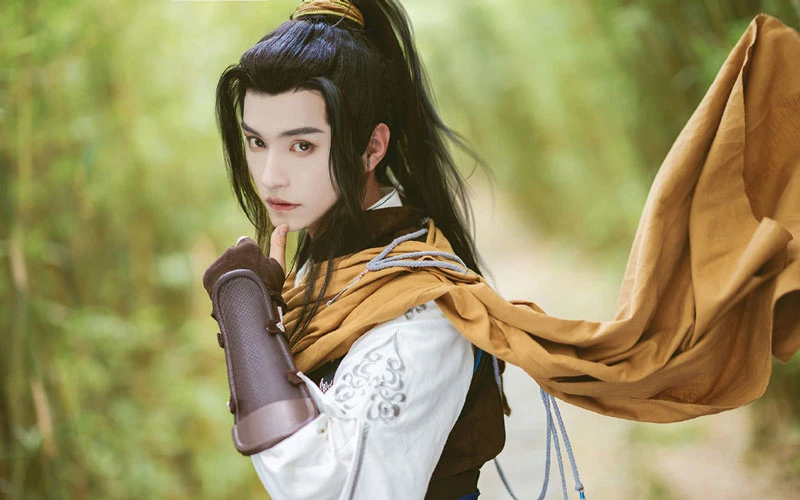 The Story Behind Chuqi’s Magical Hanfu Transfor